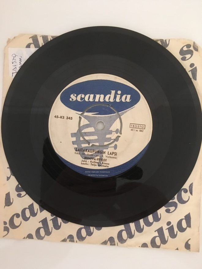 (7") Humppa-Veikot - Imatra / Laitakaupungin lapsi
