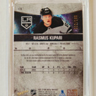 Rasmus Kupari - 21-22 Metal Universe Red Spectrum Rookie/100 - pikkukuva 2