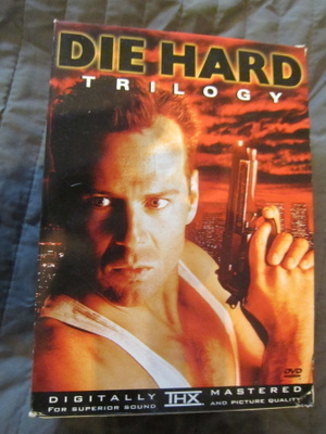Die Hard Trilogy pohjois-amerikan versio