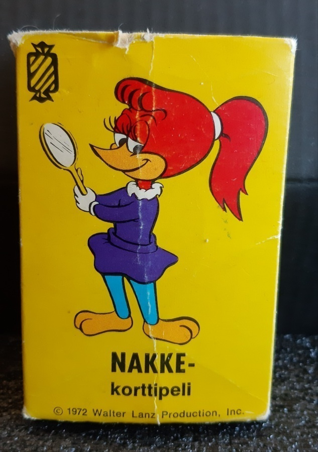 Nakke vintage pelikortit.  Paletti 4015