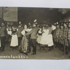 Teatteri; Punainen laukku n 1920 * vanha pk - pikkukuva 1