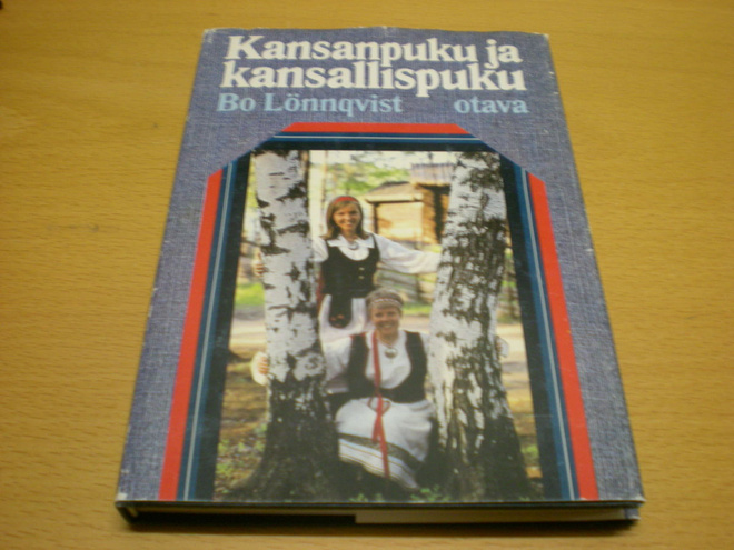 Bo Lönnqvist: Kansanpuku ja kansallispuku