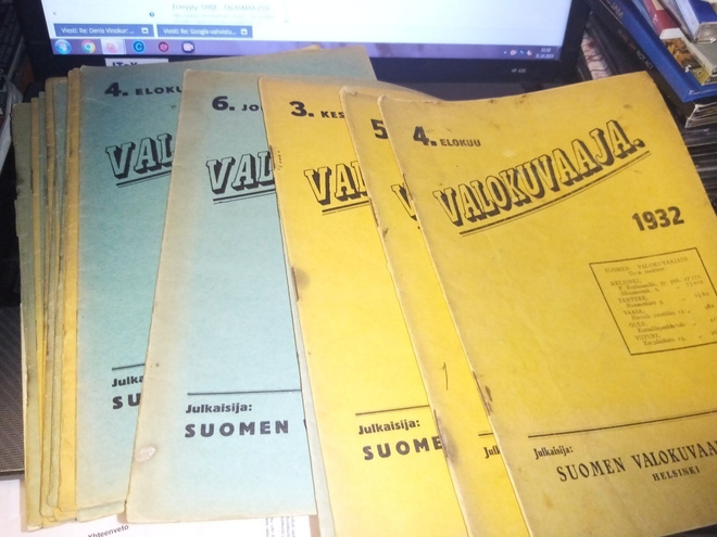 21 kpl Valokuvaaja lehtiä v. 1932-1944 ( SIS POSTIKULU)