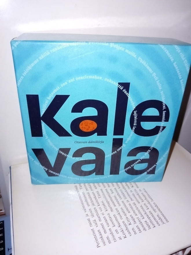 13 cd äänikirja : Kalevala  ( SIS POSTIKULU  )