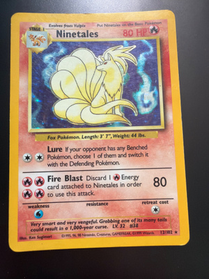 Pokemon kortti ninetales 12/102