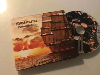 Mustarastas . Purjeenpaikkaaja CD