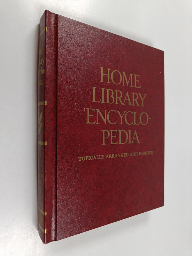Russell Smith : Home library enyclopedia 9 : Famous peopl...
