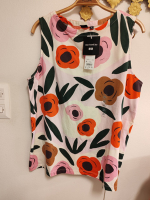 Marimekko kukka toppi, koko XL