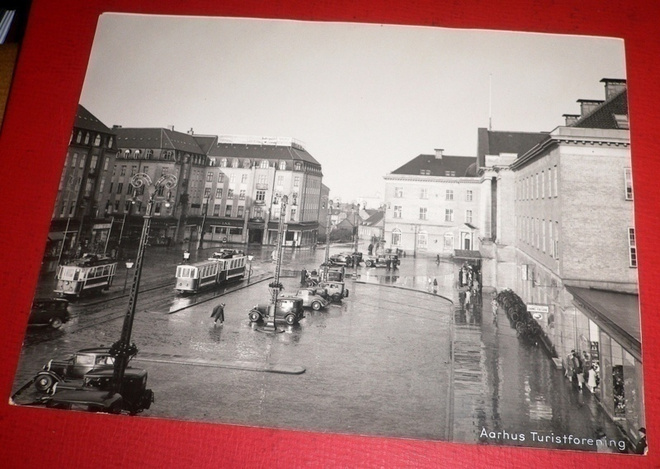 Aarhus - Rautatieasema 1939 / Vanhat autot (K10)