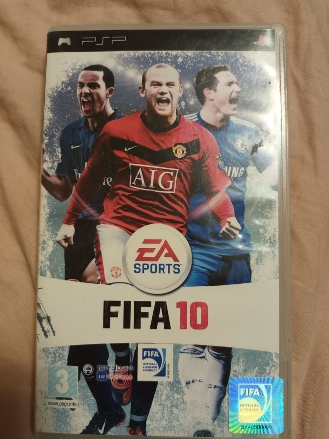 PSP FIFA 10 ULES-01322 5078234 peli