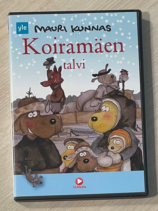 Mauri Kunnas: Koiramäen talvi (1990) puhuttu suomeksi