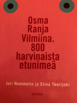 800 HARVINAISTA ETUNIMEÄ