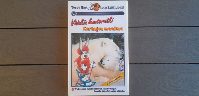 VHS: Väiskin Luontoretki - Karhujen Maailma (1997)