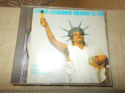 CD JUICE LESKINEN ** PYROMAANI PALAA RIKOSPAIKALLE **