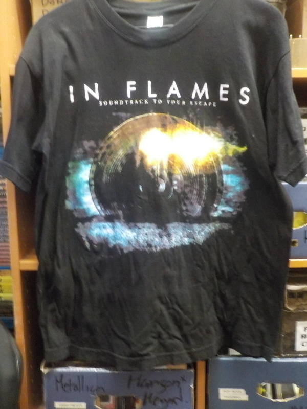IN FLAMES - T-PAITA - KOKO M - UUSI (W)