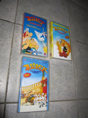 3 HYVÄKUNTOISTA ASTERIX VHS ELOKUVAA