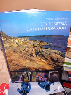 Neuvonen : Löytöretkiä Suomen luontoon  ( SIS POSTIKULU