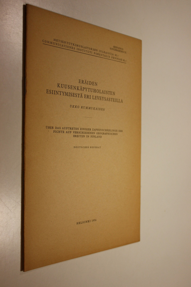 Ukko Rummukainen : Eräiden kuusenkäpytuholaisten esiintym...