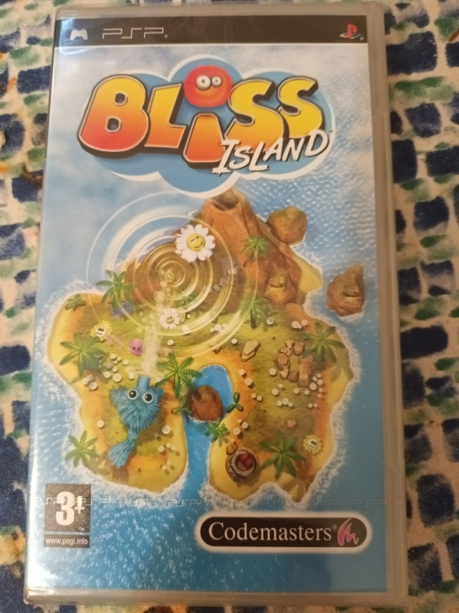 Sony PSP Bliss Island ULES 00616 peli (NIB)