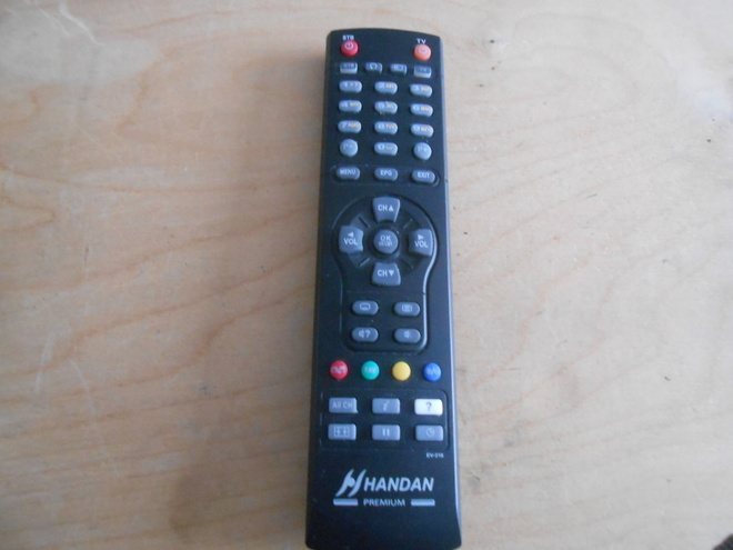 HANDAN Premium kaukosäädin.  Uusi.  EV-210