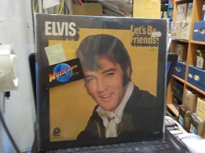 ELVIS PRESLEY - LET S BE FRIENDS LP CAN-75 EX+/EX+