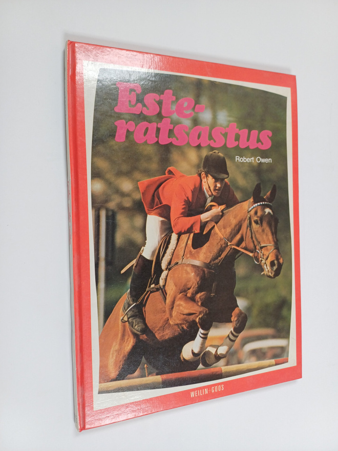 Robert Owen : Esteratsastus