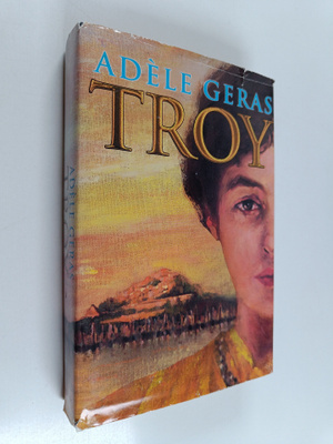 Adele Geras : Troy