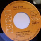 MIDDLE OF THE ROAD :: TWEEDLE DEE TWIDDLE DUM : VINYYLI 7" - pikkukuva 3
