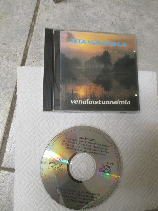 ILTA VOLGALLA ( Grön, Ots, Virta.käyhkö.karpiomaa,tähti ym