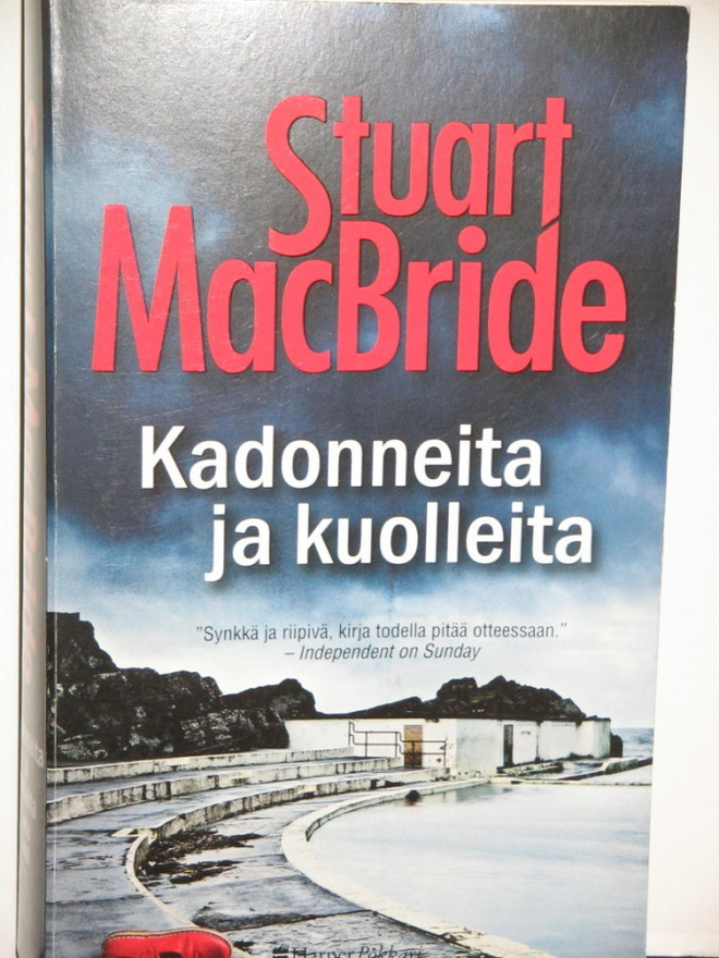 Stuart MacBride : Kadonneita ja kuolleita