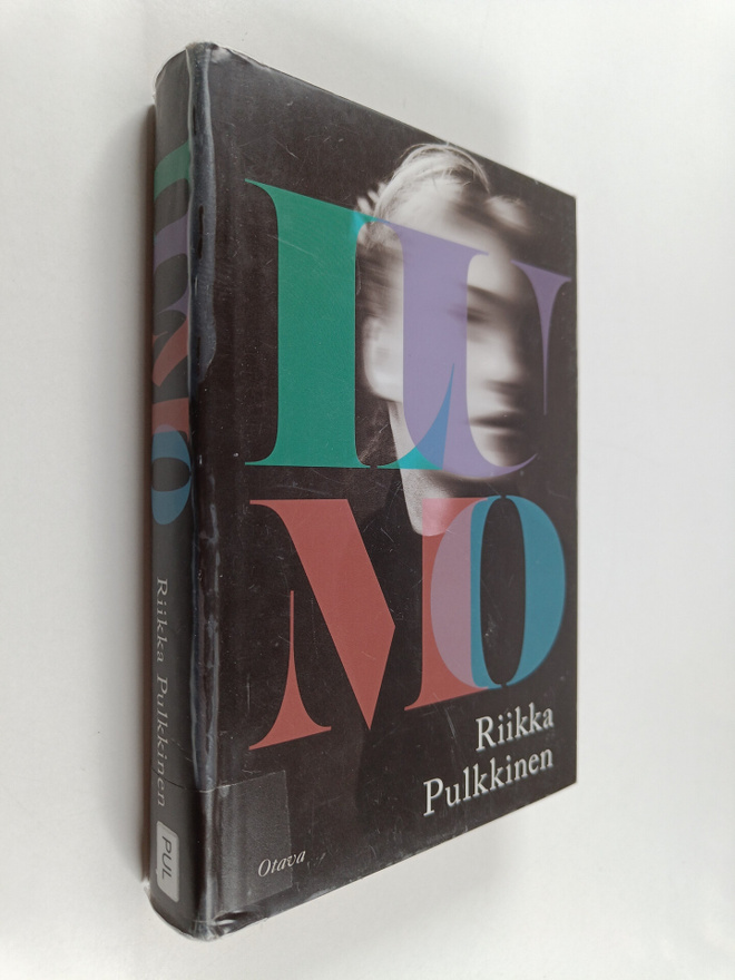 Riikka Pulkkinen : Lumo