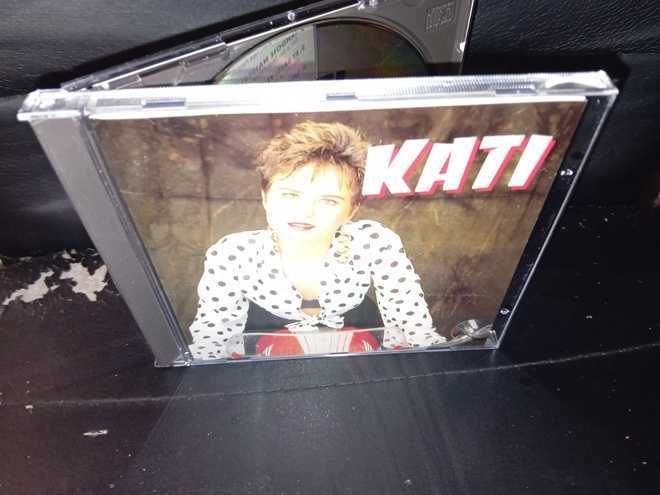 CD Kati : Kati  ( SIS POSTIKULU )