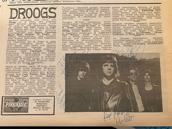 Droogs -yhtyeen nimikirjoitukset lehdessä