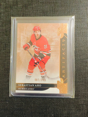 Sebastian Aho - 19-20 Artifacts Gold /299