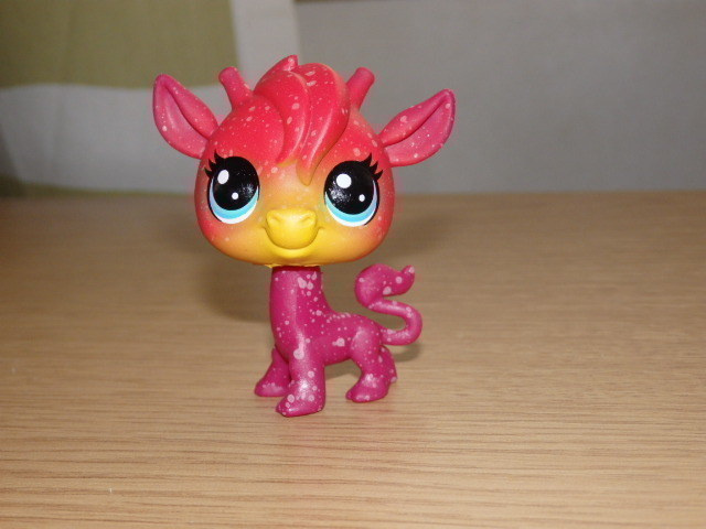 LITTLEST PET SHOP Cosmic KIRAHVI #3-32