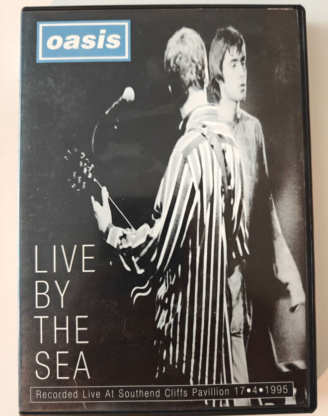 Oasis: live by the sea DVD