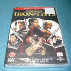 THE MAN WITH THE IRON FISTS (K18, UUSI)*** - pikkukuva 1
