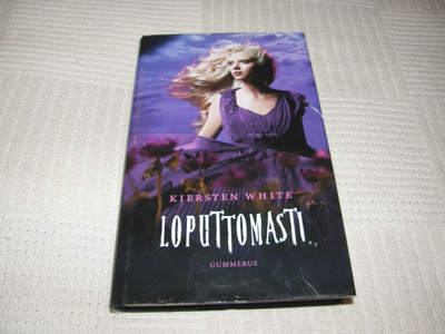 Kiersten White Loputtomasti -sid