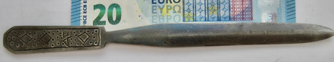 VANHA Paperiveitsi