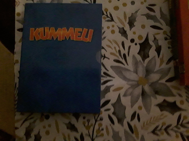 dvd kummeli artisti maksaa sisältää 2 dvd levyä