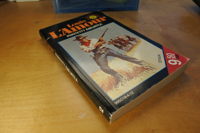 Louis L'Amour: Piiritetty karjatila, pokkari