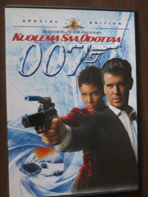 Lee Tamahori:  Kuolema saa odottaa DVD