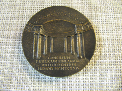 Consilium Publicum Finlandiae mitali./Toivo Jaatinen 1984.