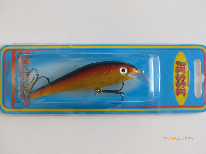 JESSE 8cm, 10g Väri: 49