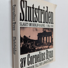 Cornelius Ryan : Slutstriden : slaget om Berlin 16 april-... - pikkukuva 1