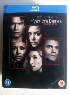 Vampyyripäiväkirjat koko TV-sarja Blu-ray