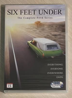 MULLAN ALLA (Six Feet Under): Kausi 5 (2005) 5DVD (UUSI)