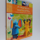 Askartelun aarrearkku : iloisia ideoita lasten makuun - pikkukuva 1