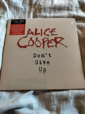 Alice Cooper - Dont give up