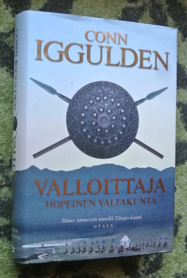 Conn Iggulden: VALLOITTAJA - Hopeinen valtakunta